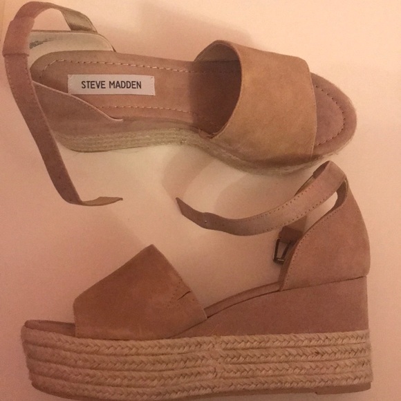 steve madden apolo wedge sandal